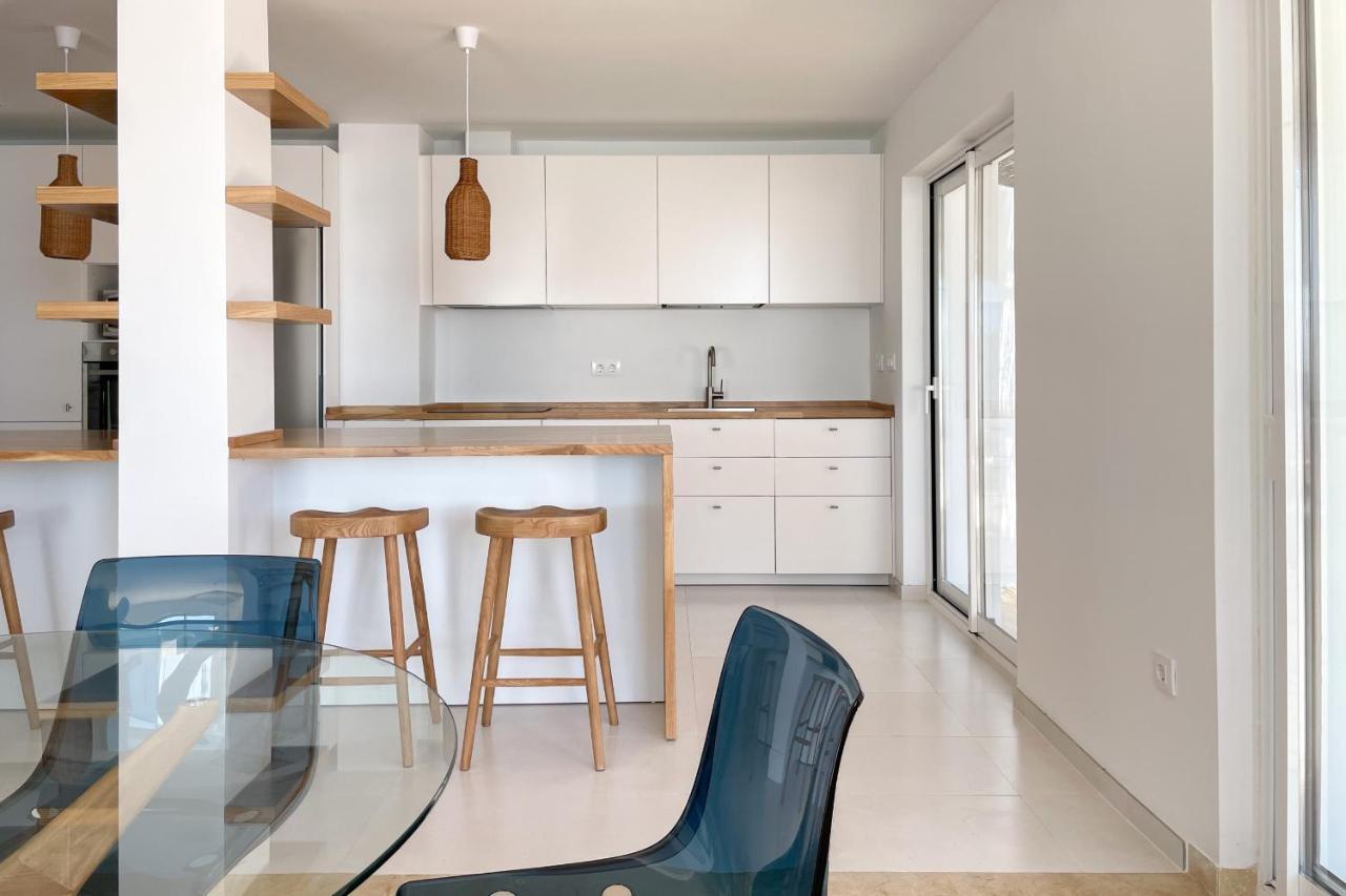 Infinity Sunny Home By Cadiz4Rentals Exteriör bild